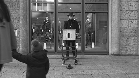 The Music Box and the Artist in Cologne